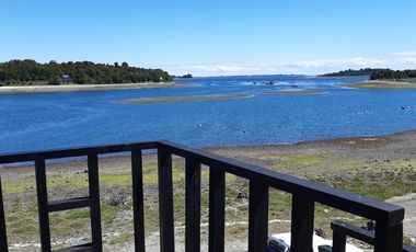 CASA, ISLA PULUQUI, CALBUCO, REGION DE LOS LAGOS