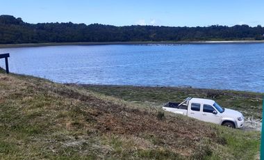 CASA, ISLA PULUQUI, CALBUCO, REGION DE LOS LAGOS