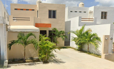 CASA EN RECUPERACIÓN BANCARIA EN C51B No. 691 REAL DE MONTEJO, MÉRIDA YUCATÁN.