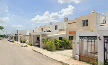 CASA EN RECUPERACIÓN BANCARIA EN C51B No. 691 REAL DE MONTEJO, MÉRIDA YUCATÁN.