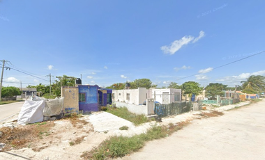 CASA EN RECUPERACIÓN BANCARIA CALLE 53C No. 600 FLAMBOYANES, PROGRESO YUCATÁN.