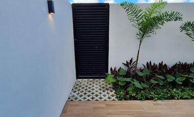 TOWNHOUSES CON PANELES SOLARES