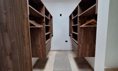 TOWNHOUSES CON PANELES SOLARES