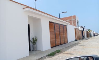 VENTA DE TERRENO DE PLAYA EN BUJAMA BAJA, 300 M2, ZONA URBANA, AGUA, LUZ