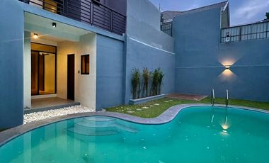 For Sale: 2-Storey 4BR 4T/B 2CG w/ Pool in Greenwoods Pasig City