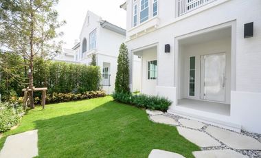 House Fully furnished with 4 bedrooms at Villaggio 3 Srinakarin - Bangna