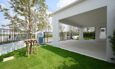 House Fully furnished with 4 bedrooms at Villaggio 3 Srinakarin - Bangna