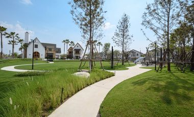 House Fully furnished with 4 bedrooms at Villaggio 3 Srinakarin - Bangna