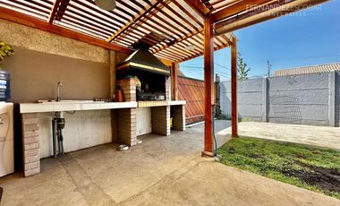 LOS ANDES - VENDE CASA ESQUINA 3D 2B 3E BARRIO ORIENTE II