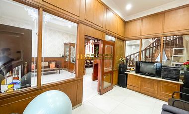 Dijual Villa Siap Huni Komplek Taman Anggrek Jalan T.Amir Hamzah Medan