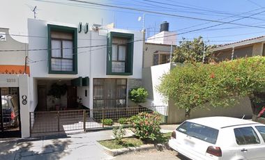 Excelente oportunidad para adquirir o invertir en tu casa a un excelente precio.