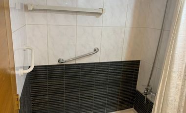 Depto de 3 dormitorios y 3 baños + servicios - Providencia