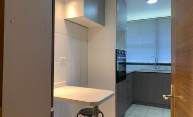 Depto de 3 dormitorios y 3 baños + servicios - Providencia