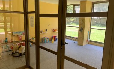 Depto de 3 dormitorios y 3 baños + servicios - Providencia