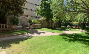 Depto de 3 dormitorios y 3 baños + servicios - Providencia