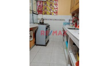 Venta De Hermosa Casa En Ate
