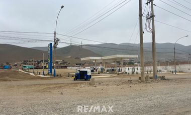 Terreno En Esquina - 3 Frentes - 5000M2 - Zona Industrial | A 25 Minutos Del Aeropuerto | Parque Porcino Ventanilla
