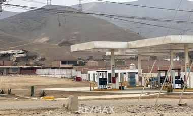 Terreno En Esquina - 3 Frentes - 5000M2 - Zona Industrial | A 25 Minutos Del Aeropuerto | Parque Porcino Ventanilla