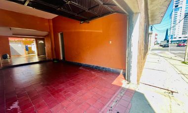 RENTO CASA EN EL CENTRO DE VERACRUZ FRENTE AL MUSEO NAVAL Y A UNA CUADRA DEL CAFÉ DE LA PARROQUIA