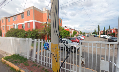 DEPARTAMENTO EN CALLE FLOR DE LIRA, PARQUES DE ARAGON, ECATEPEC, ESTADO DE MEXICO. ¡¡NO CREDITOS!!