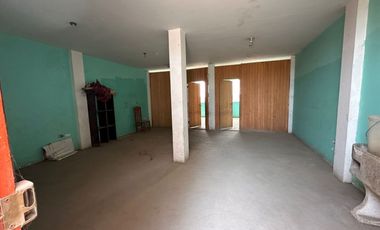 Casa De 3 Pisos En Av De Doble Via En San Pedro - Carabayllo