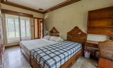 🔆 Repriced! 7BR House and Lot in Ayala Alabang Village