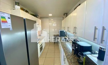 Venta de espectacular departamento en Raúl Labbé, Lo Barnechea
