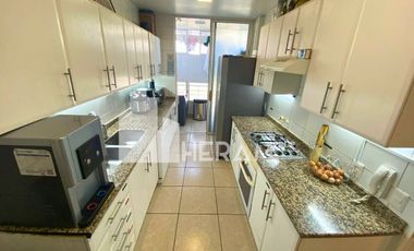 Venta de espectacular departamento en Raúl Labbé, Lo Barnechea