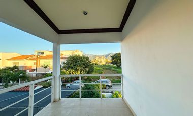 Villa Lirios
