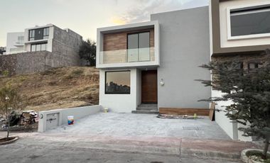 CASA NUEVA EN VENTA FRACCIONAMIENTO RIO ALTOZANO