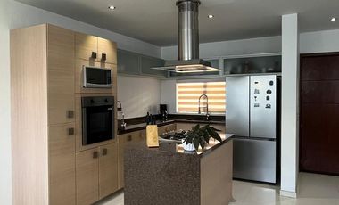 Casa en Venta en La Cima, Zapopan – Ubicación, Comodidad y Seguridad