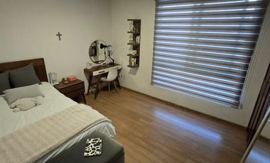 Casa en Venta en La Cima, Zapopan – Ubicación, Comodidad y Seguridad