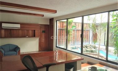 EDIFICIO EN VENTA SM3, DE 600m2 CENTRICO A PASOS DE LA ZONA HOTELERA DE CANCUN