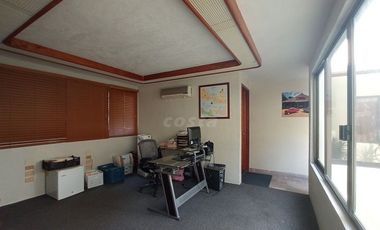 EDIFICIO EN VENTA SM3, DE 600m2 CENTRICO A PASOS DE LA ZONA HOTELERA DE CANCUN