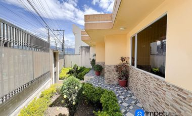 Casa con terreno en venta en el pedestal