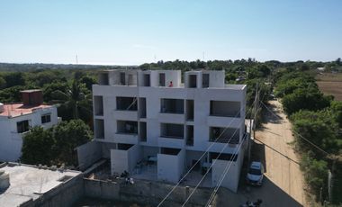 Se Vende Villa con Piscina y Vista al Mar en Puerto Escondido
