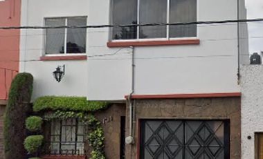 7 VENDO CASA EN CLAVERIA