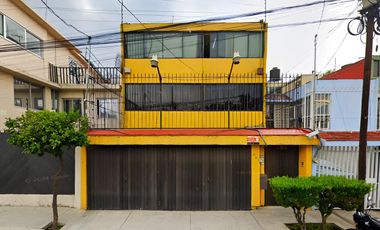 7 VENDO CASA EN MILITAR MARTE, IZTACALCO
