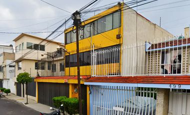 7 VENDO CASA EN MILITAR MARTE, IZTACALCO