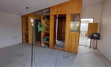 EXCELENTE OPORTUNIDAD DE INVERSIÓN  CASA EN REMODELACION. COL. ARBOLEDAS DE GUADALUPE