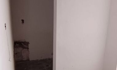 EXCELENTE OPORTUNIDAD DE INVERSIÓN  CASA EN REMODELACION. COL. ARBOLEDAS DE GUADALUPE
