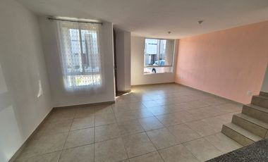 Rento casa en Arenza, Zakia, con salón de usos múltiples, terraza con asador, alberca y juegos infantiles para disfrutar con tu familia!