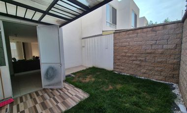 Rento casa en Arenza, Zakia, con salón de usos múltiples, terraza con asador, alberca y juegos infantiles para disfrutar con tu familia!