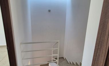 Rento casa en Arenza, Zakia, con salón de usos múltiples, terraza con asador, alberca y juegos infantiles para disfrutar con tu familia!