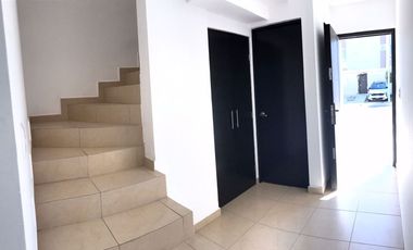 Rento casa en Arenza, Zakia, con salón de usos múltiples, terraza con asador, alberca y juegos infantiles para disfrutar con tu familia!