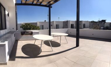 Rento casa en Arenza, Zakia, con salón de usos múltiples, terraza con asador, alberca y juegos infantiles para disfrutar con tu familia!