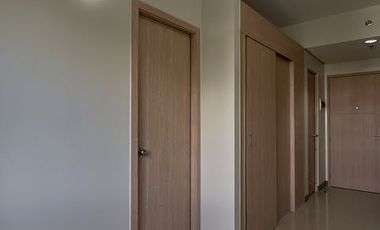 CHARM02XXE: For Rent Unfurnished 2BR unit in Charm Residences