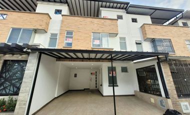 CASA EN VENTA URBANIZACION OASIS DE LAS MERCEDES PALMIRA VALLE