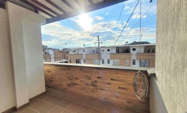 CASA EN VENTA URBANIZACION OASIS DE LAS MERCEDES PALMIRA VALLE