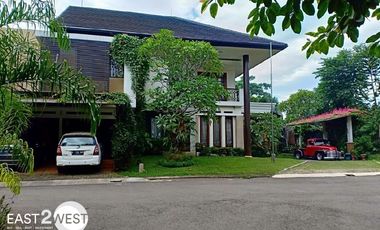 Dijual Rumah Virginia Lagoon BSD City Tangerang Selatan Artistik Minimalis Kolonial Etnik Mewah Nyaman